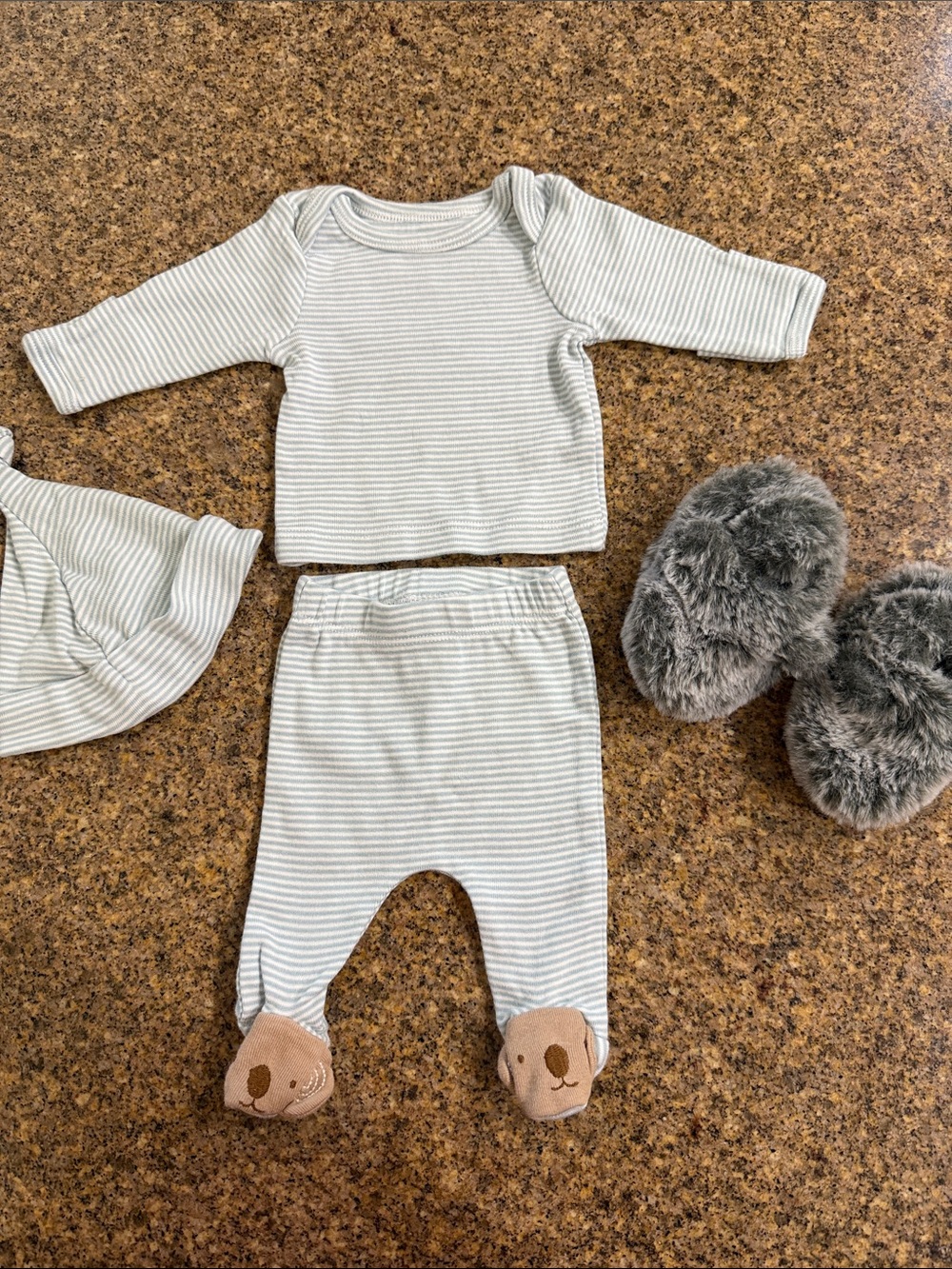 Carter's Light Gray & Cream Striped Footed One-Piece Set with Bear Feet